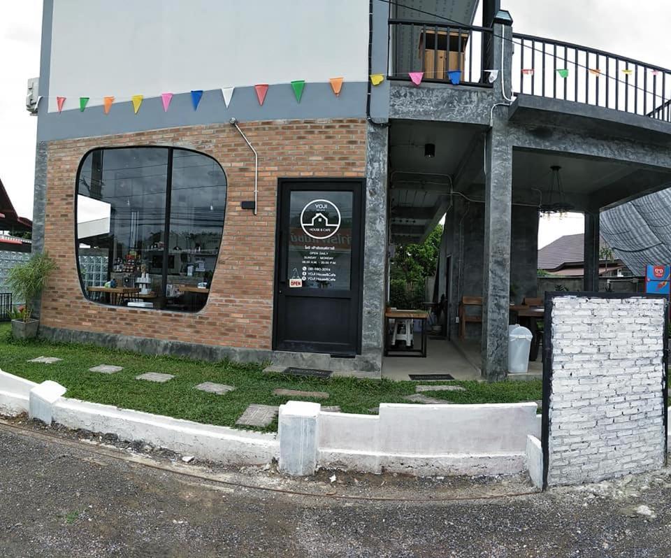 Хостел Yoji House And Cafe Ban Wiang Екстер'єр фото