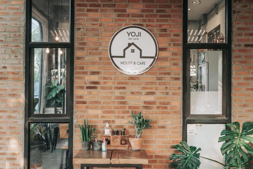 Хостел Yoji House And Cafe Ban Wiang Екстер'єр фото